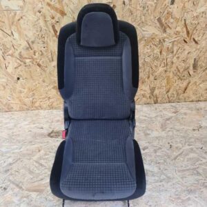 Sedadlo 2. řada levé Citroen Berlingo Peugeot Partner III od 2008 lehce osezená