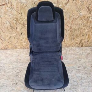 Sedadlo 2. řada pravé Citroen Berlingo Peugeot Partner III od 2008 lehce osezená